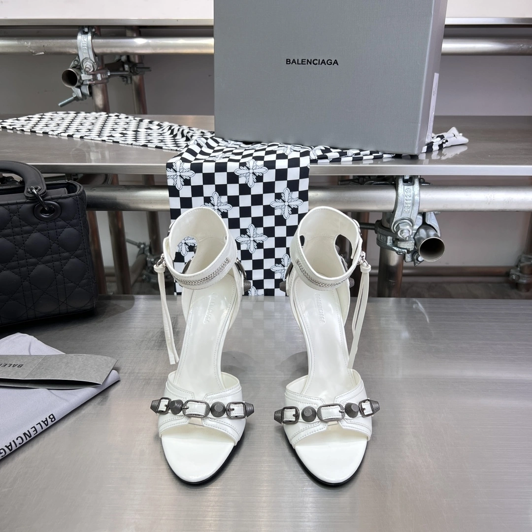 coco-- 743057WAD4E9081 10.5cm Heel height item:C-X811G1863Y